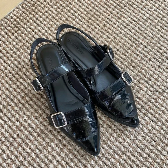 Pointed Toe Flats - Picture 3 of 4